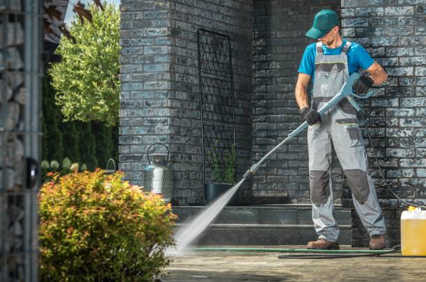 Best Pool Deck Cleaning  in Palm Desert, CA